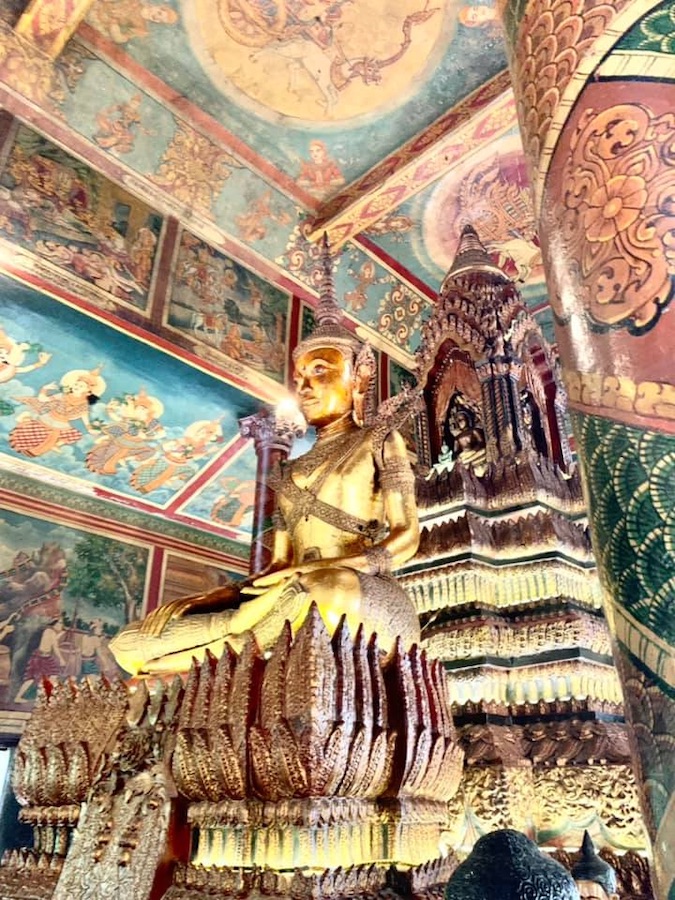 Phnom Penh, Bouddha