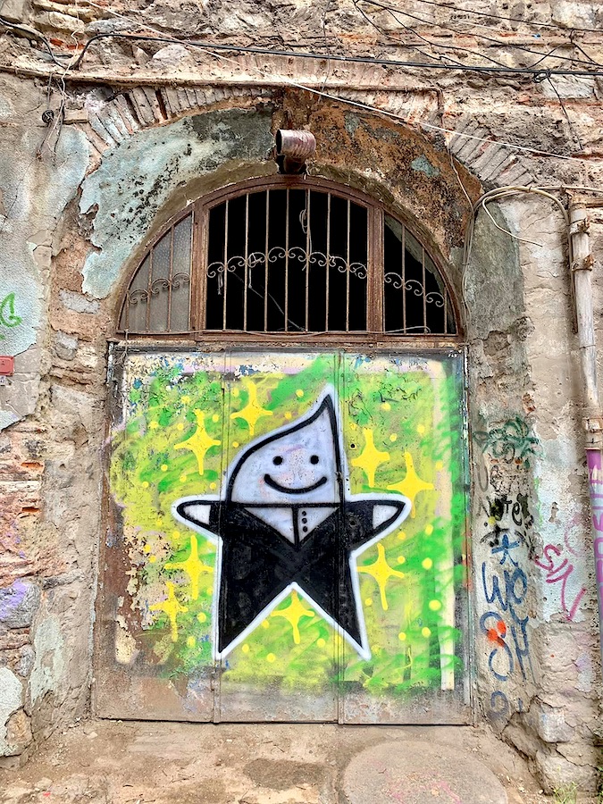 Istanbul - grafiti d'un petit personnage