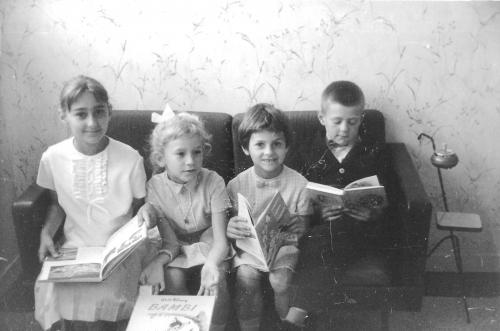 1964 - jour de distribution des prix (appartement de la ZUP de Béthune)
